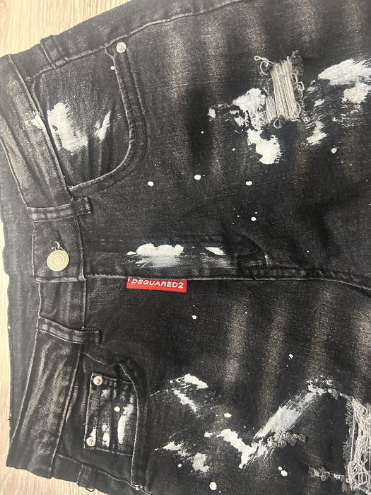 Дънки на DSQUARED2