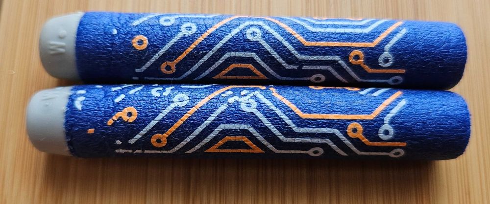 72 gloante nerf: 65 N-Strike, 5 Elite Deco grey, 2 Elite Deco blue