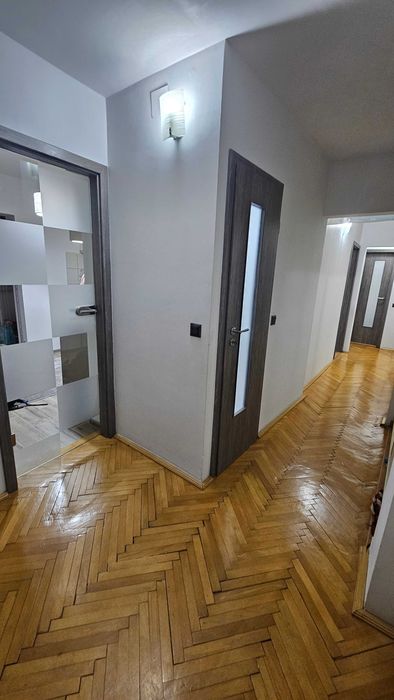 Proprietar, 3 camere decomandat, 72 mp,zona Lipovei