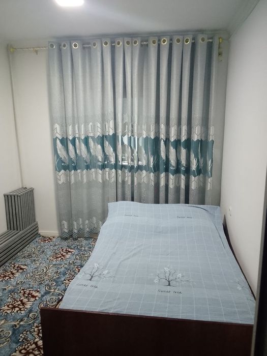 2 хонали квартира ижарага берилади. Атласни атрофида.