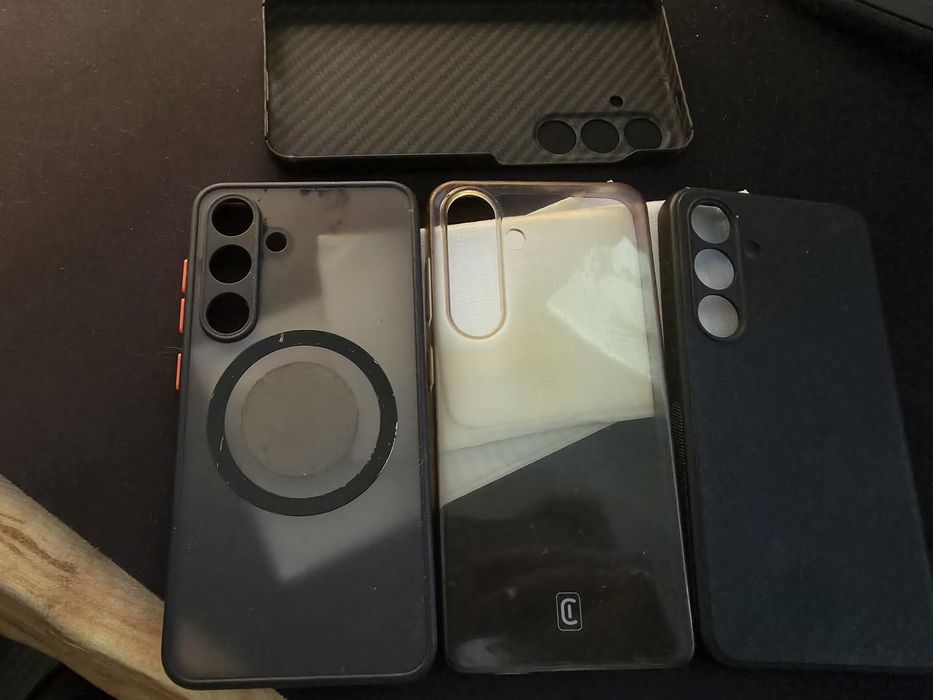 Vand husa carbon kevlar aramide pentru Samsung Galaxy S24 + folii si huse silicon bonus