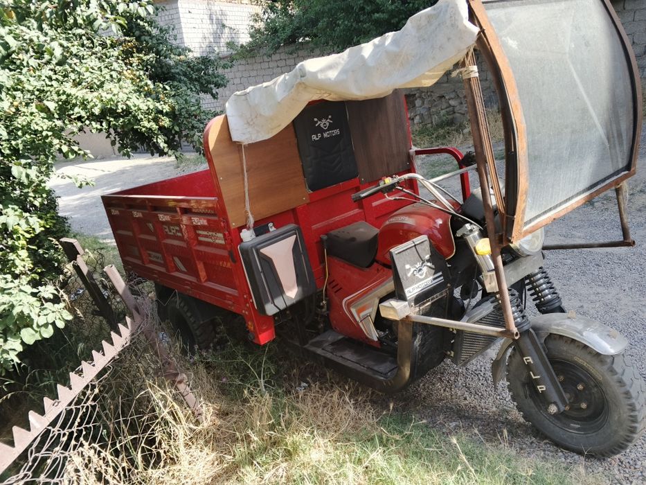 Yilli 2024 probeg 2000 km benzinli