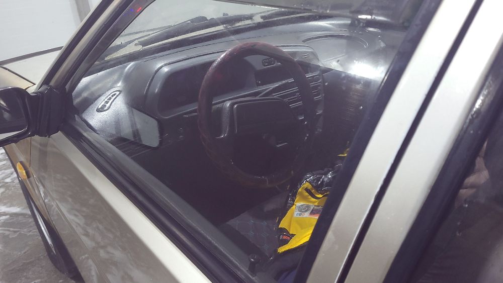 Продам машину 99