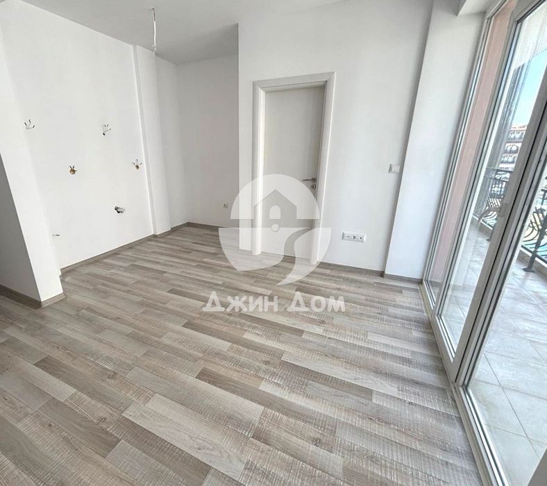 Продава се Двустаен апартамент в Свети Влас - 63 кв.м за 1493 €/кв.м - Снимка #5