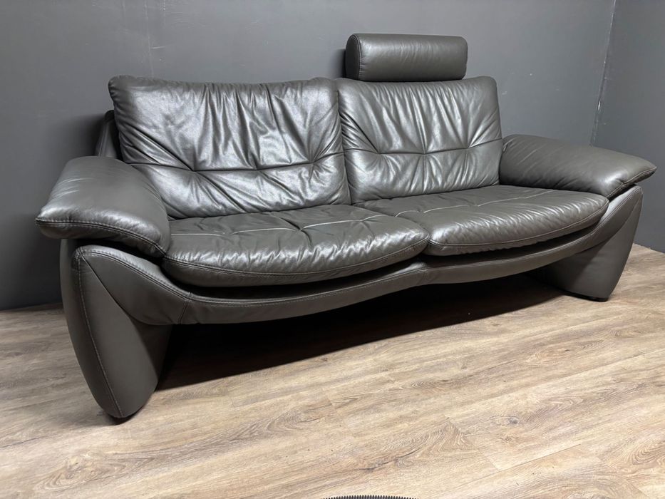 Canapea 2 pers. piele naturala de culoare gri