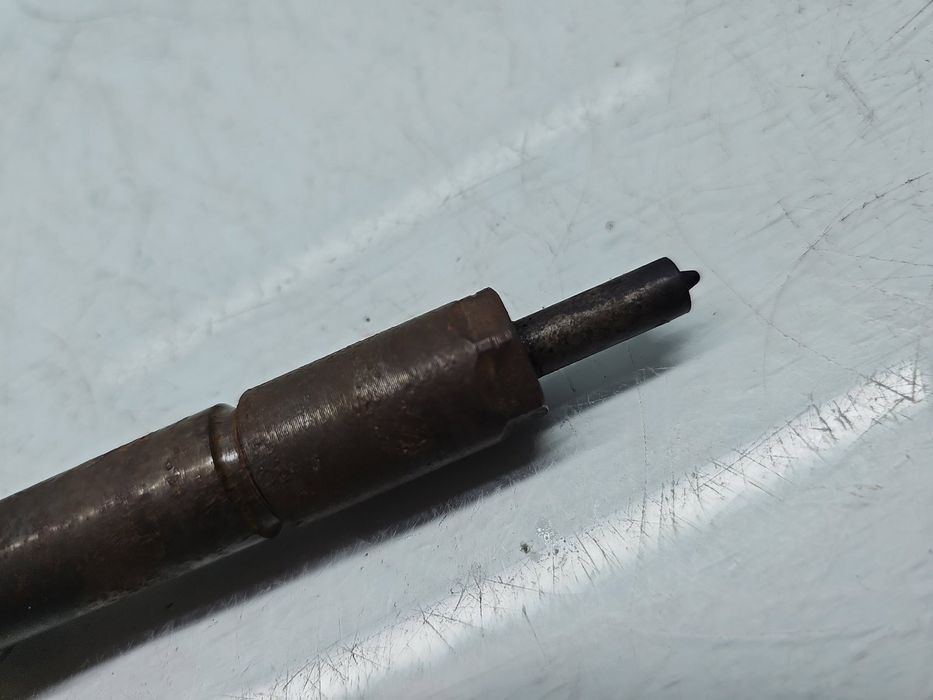 Injector Dacia Logan 2 [Fabr 2012-2020] H8201108033 1.5 CDI 607951 66K