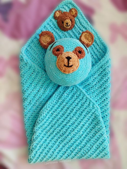 Плюшен бебешки комплект