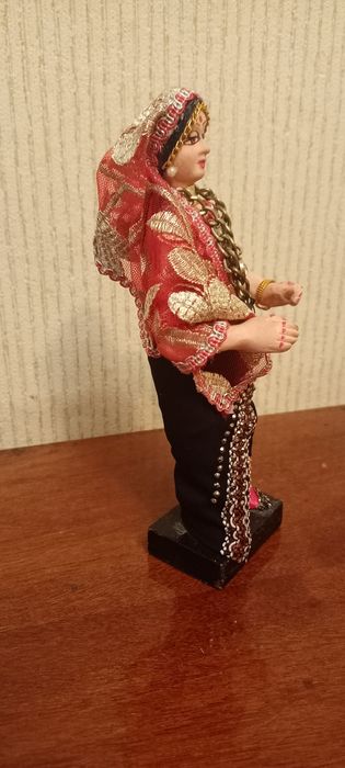 Старинная кукла коллекционная