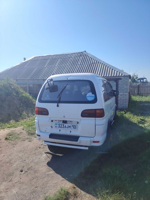 Продам Mitsubishi Delica.