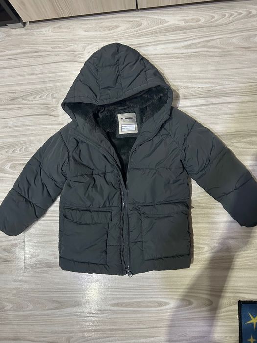Детско зимно яке.