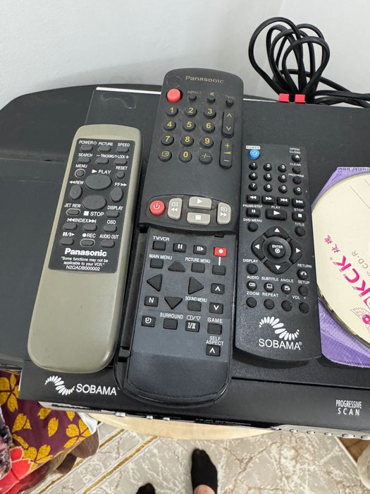 Продам телевизор DVD видик б/у 75000  Алматы
