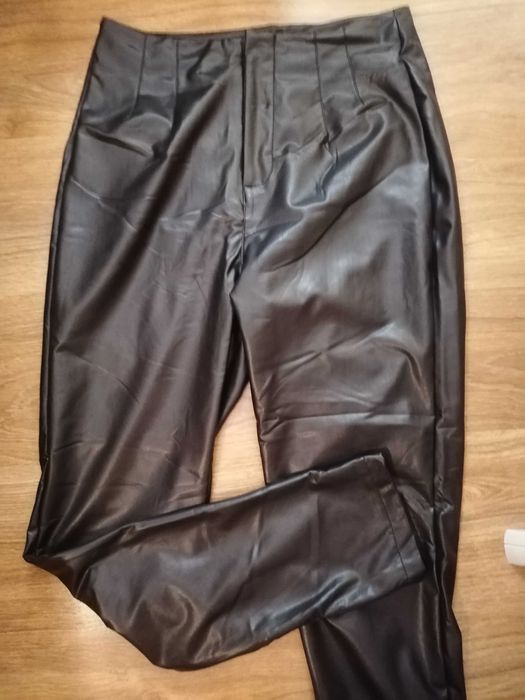 Страхотен нов кожен панталон