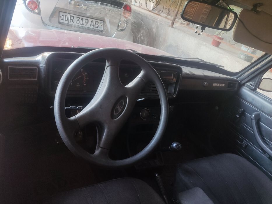 Lada 2107 yahshi sastayanada turibdi suyagi butun mator hadavoy yahshi