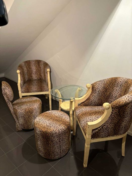 Комплект мебели в стил Барок