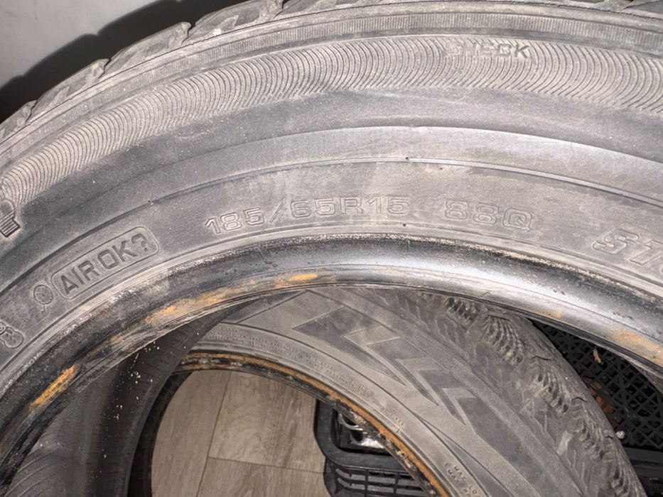 Продам б/у шины 185/65/15