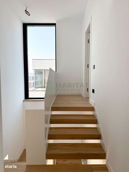 Vila tip duplex in Amber Forest, langa padure