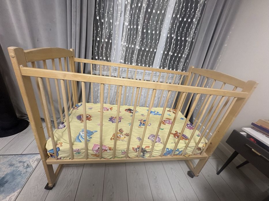 Продаи детский манеж с матрасом