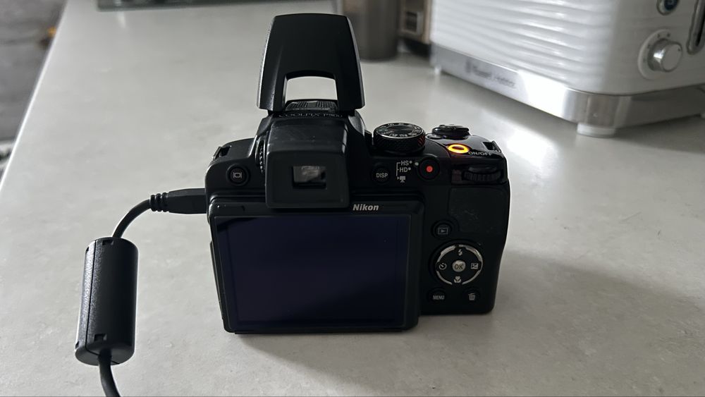 Nikon coolpix P500