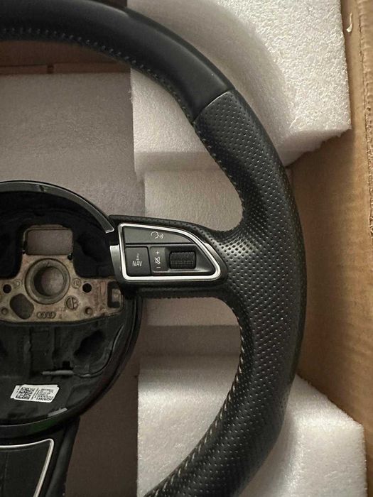 Volan audi a4b8.5
