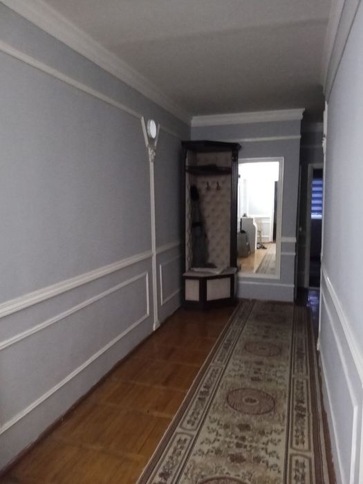 4 хонали уй, Дархон, хозяйка билан, ФАКАТ ОИЛА, Х.Олимжон метро ёнида