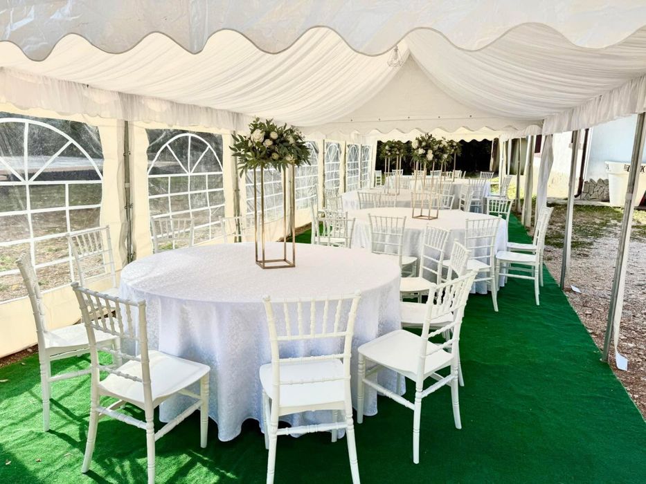 Inchiriem corturi evenimente, mese , scaune, aranjemnete, vitrine