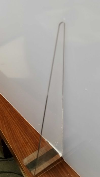 ПЛЕКСИГЛАС БЕЗЦВЕТЕН размер  75 /90см дебел 3мм и 70/73