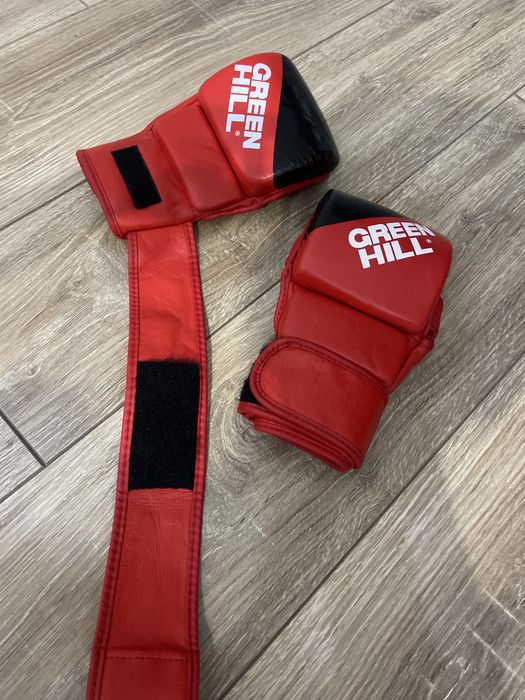 Перчатки для мма