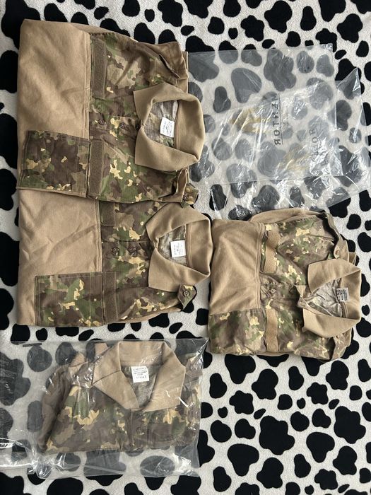 Bluza combat cu maneca lunga !