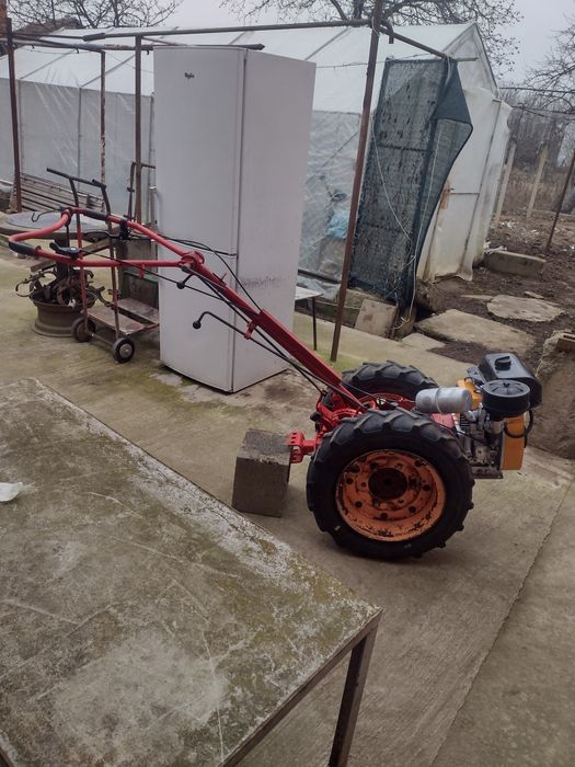 Мотоблок, мотофреза или мотокултиватор акме след основно  рециклиране.