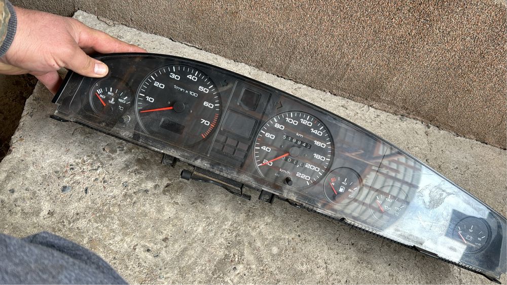 Продам на ауди 100 с3 мини морду