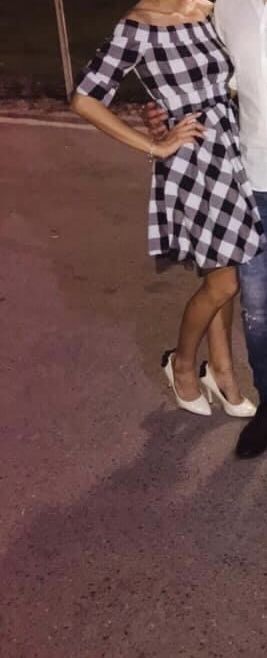 Рокля Резвая черно бяла