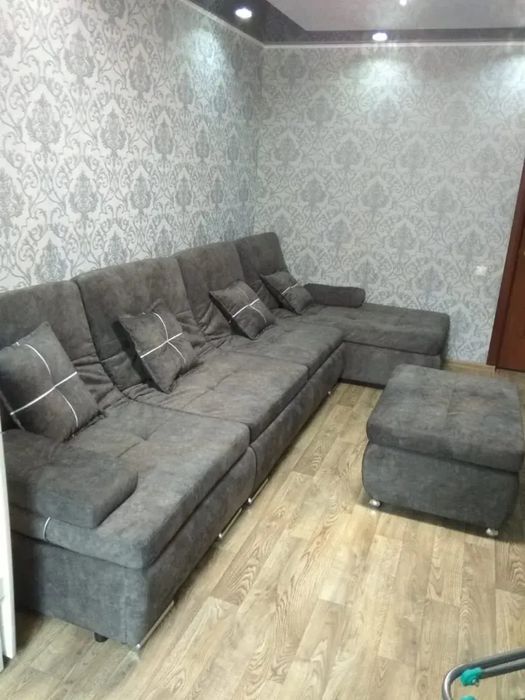 Продам большой диван