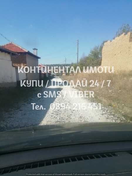 коддд 62798. Парцел 950м2 до центъра на селото с ток и вода