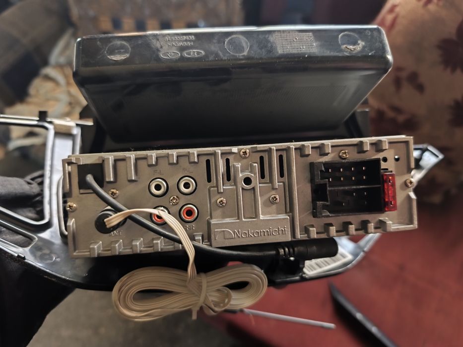 Продаю магнитолу