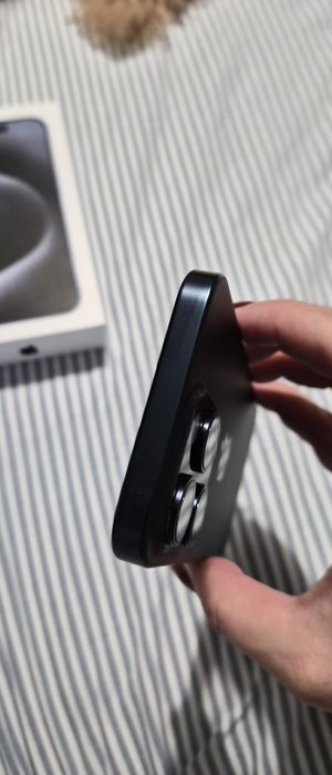 Iphone 15 pro 128 GB Blue Titanium