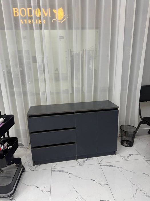 Salon jihozlari sotiladi