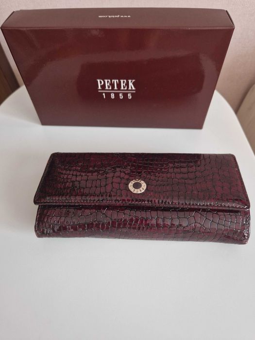 Дамски портфейл Petek