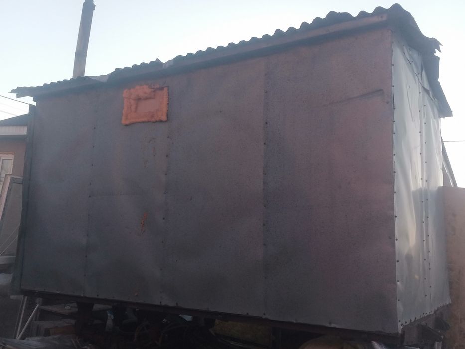 Вагончик утепленный с колесами