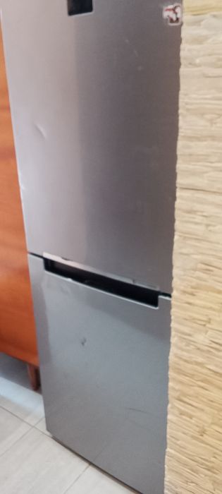 Продам холодильник Самсунг