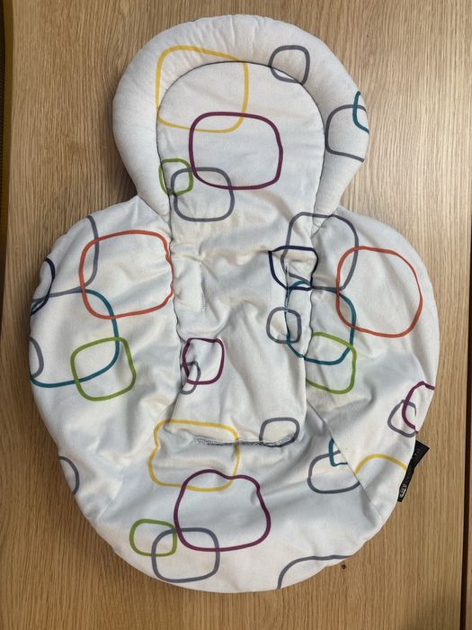 Електрическата бебешка люлка mamaRoo 4.0