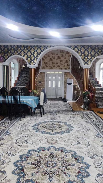 Дом Юнусабадксий р-н. у реки (ориентир - Зоопарк)