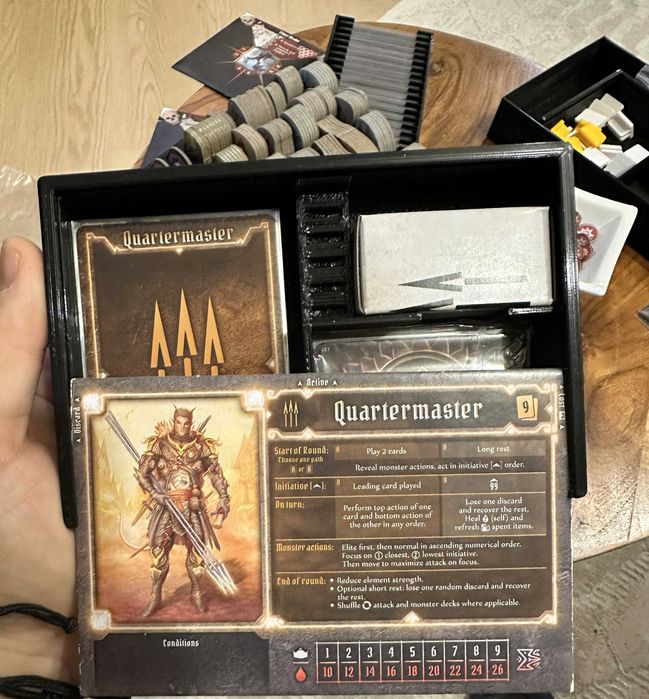 Gloomhaven - пълен комплект с 3D принтирани органайзери
