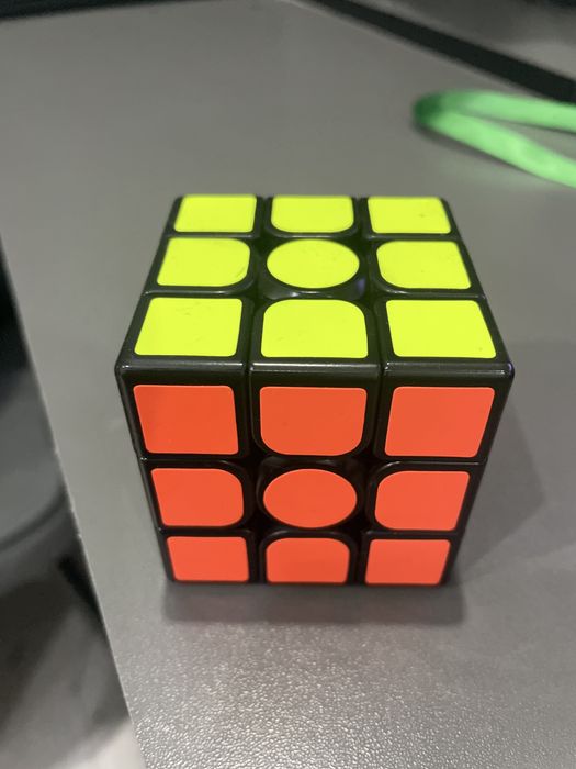 Продам кубик рубик магнитный