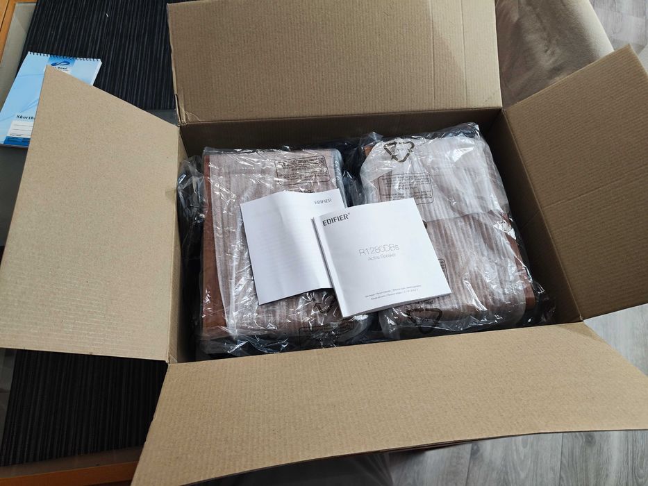 Тонколони Edifier R1280DBs с Bluetooth