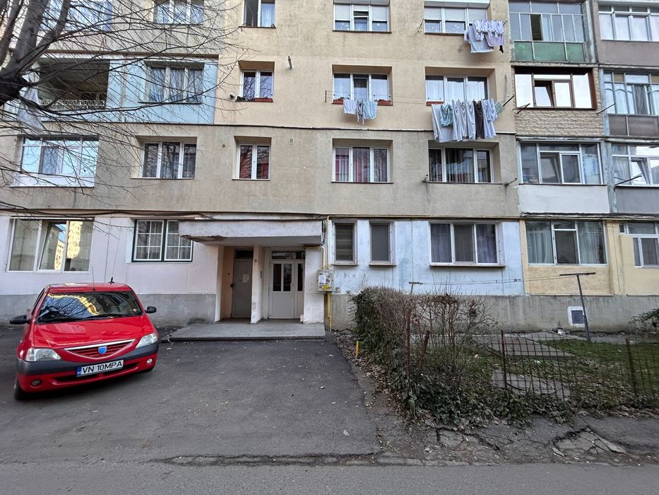 Apartament 2 Camere Decomandat