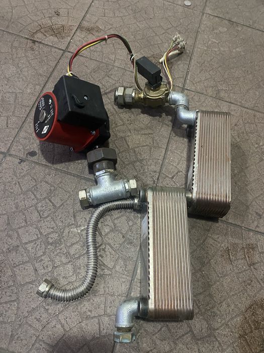 Puffer 1000 litri din otel cu izolatie,cu 2 schimbatoare de caldura