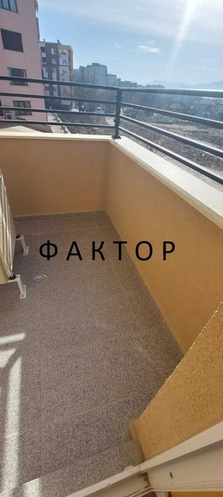 Дава се под наем Тристаен апартамент в Пловдив, Въстанически - 90 кв.м за 400 € - Снимка #2