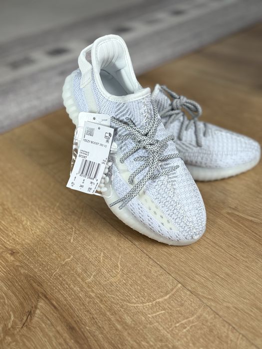 Adids Yeezy 350