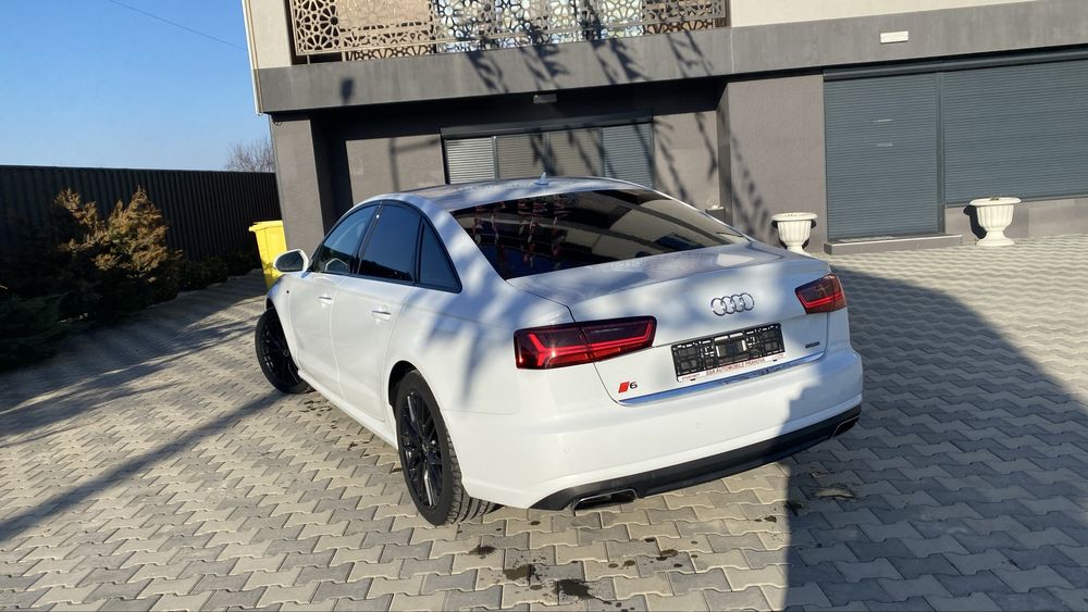 Vand Audi A6 S Line Quattro 3.0d 300 cp / 2016 / Variante 18.999€