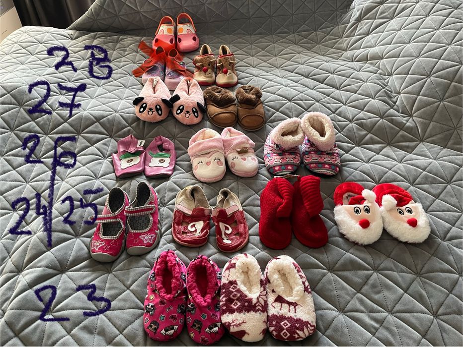 Пантофи за момиче